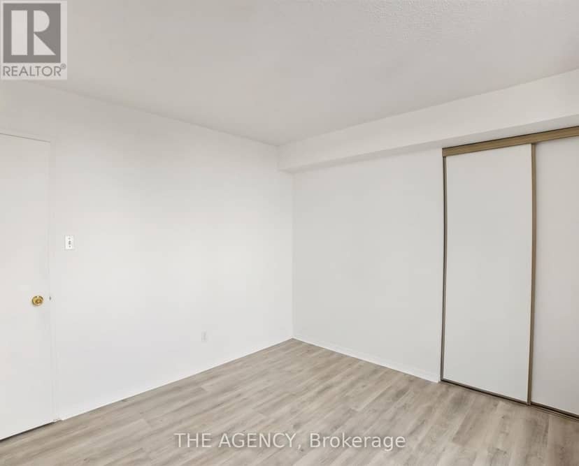 904 - 15 Sewells Road — photo 19 of 27
