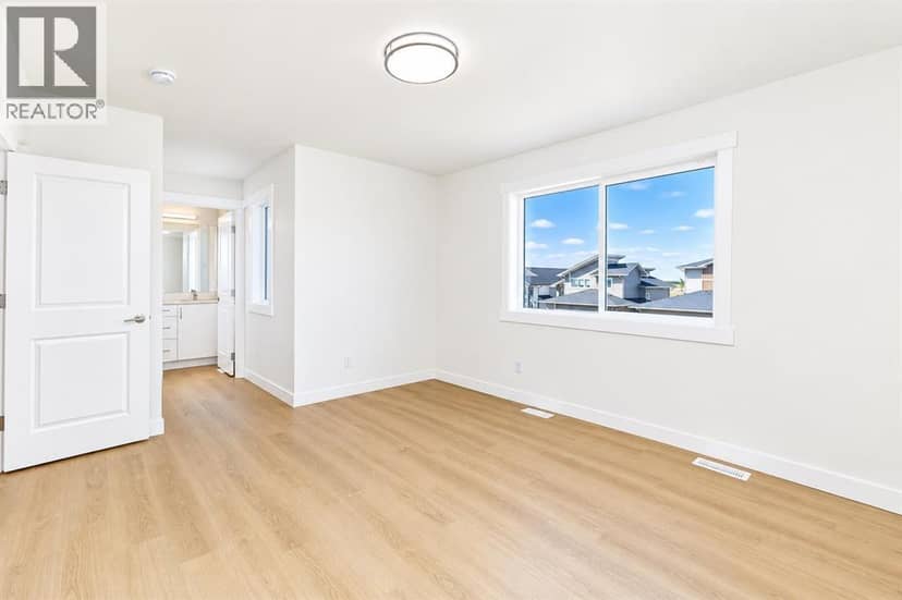 114 Norseman Close — photo 13 of 24