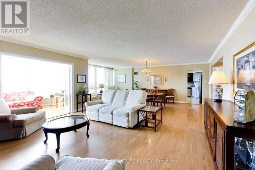 1802 - 1 Clark Avenue W — photo 3 of 29
