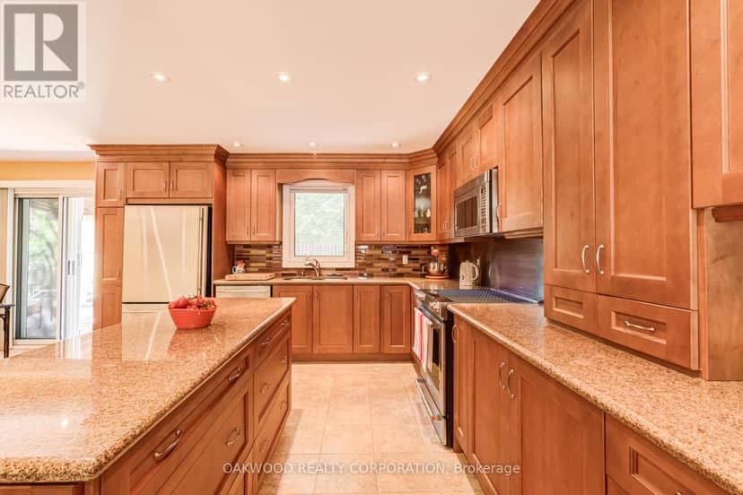 486 Greenock Drive — photo 11 of 40