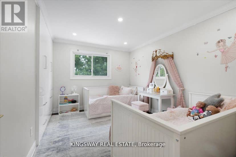 265 Wycliffe Avenue — photo 18 of 36