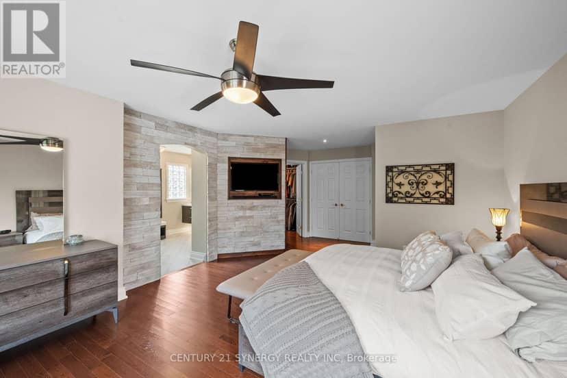 1302 Bankfield Road — photo 17 of 40