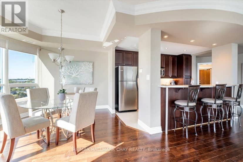 1008 - 37 Ellen Street — photo 22 of 40