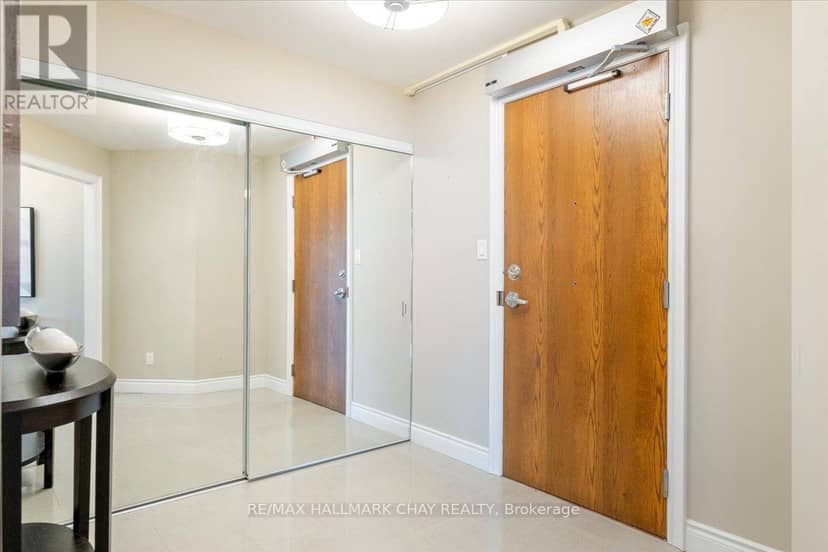 1008 - 37 Ellen Street, Barrie, photo 8