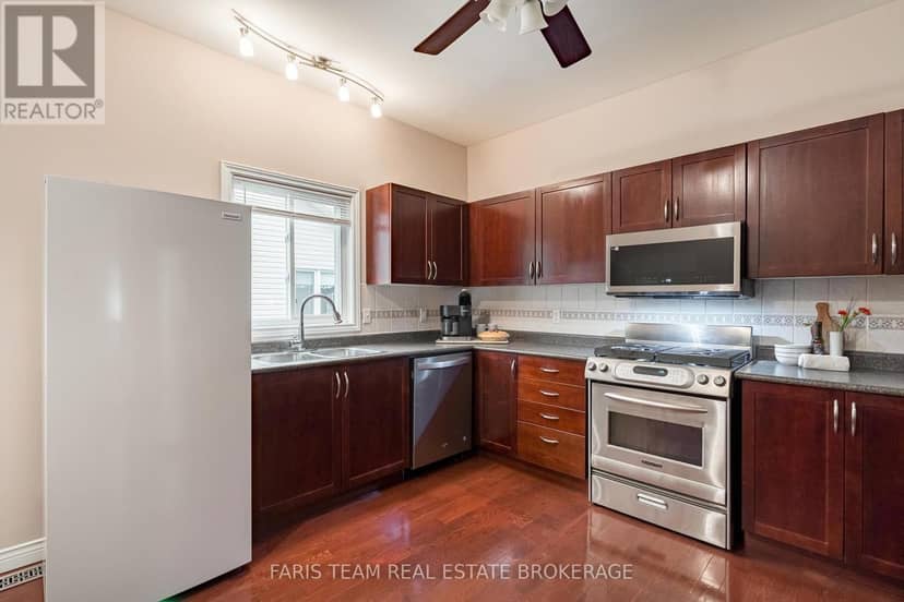 47 Georgias Walk — photo 10 of 39