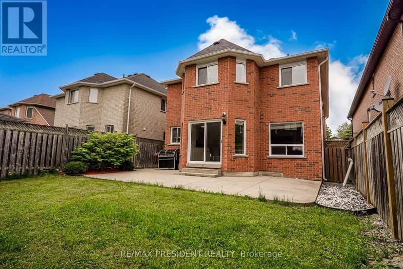13 Tarquini Crescent — photo 8 of 40