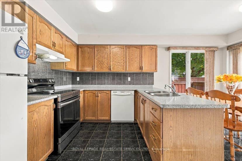 5180 Oakley Drive — photo 11 of 30