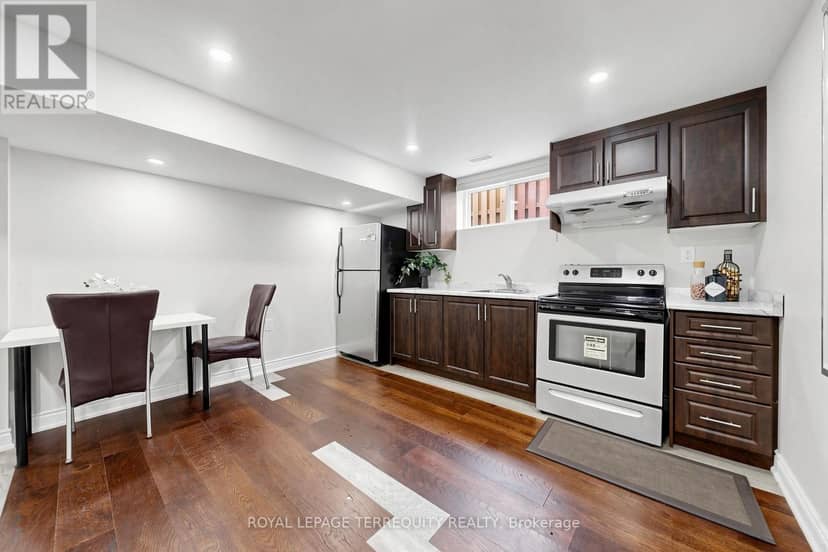 6 Fulwell Crescent — photo 40 of 40