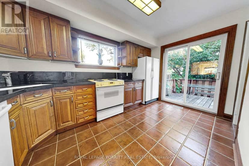 51 Arcadian Circle — photo 8 of 28