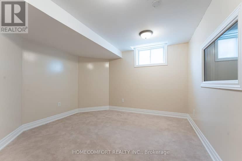68 Grace Crescent — photo 33 of 35