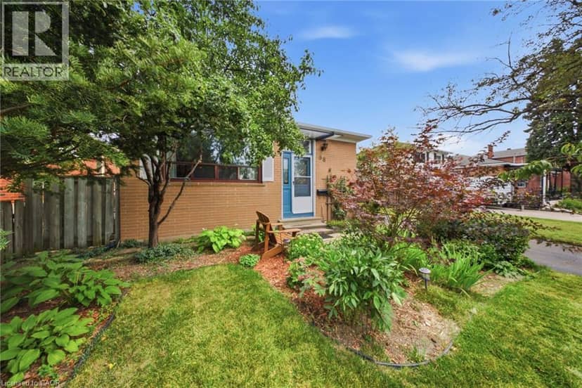 88 CAVEHILL Crescent — photo 3 of 29