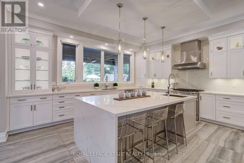 100 Seneca Drive — photo 14 of 40