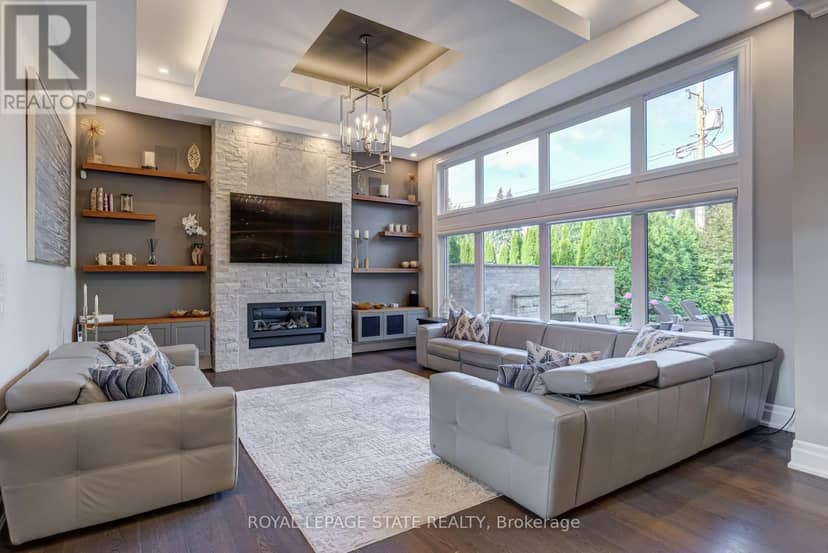100 Seneca Drive — photo 9 of 40