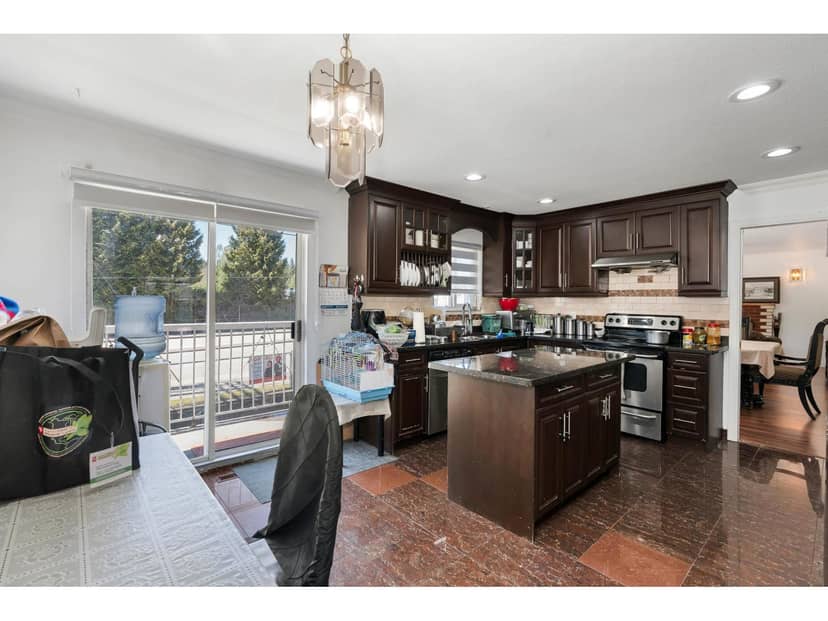 8724 128 STREET, Surrey, photo 5