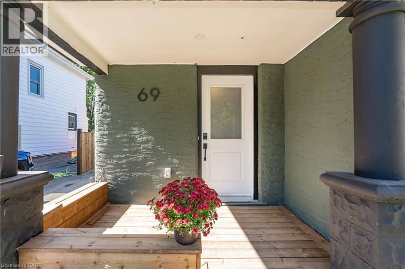 69 YORK Street — photo 3 of 31