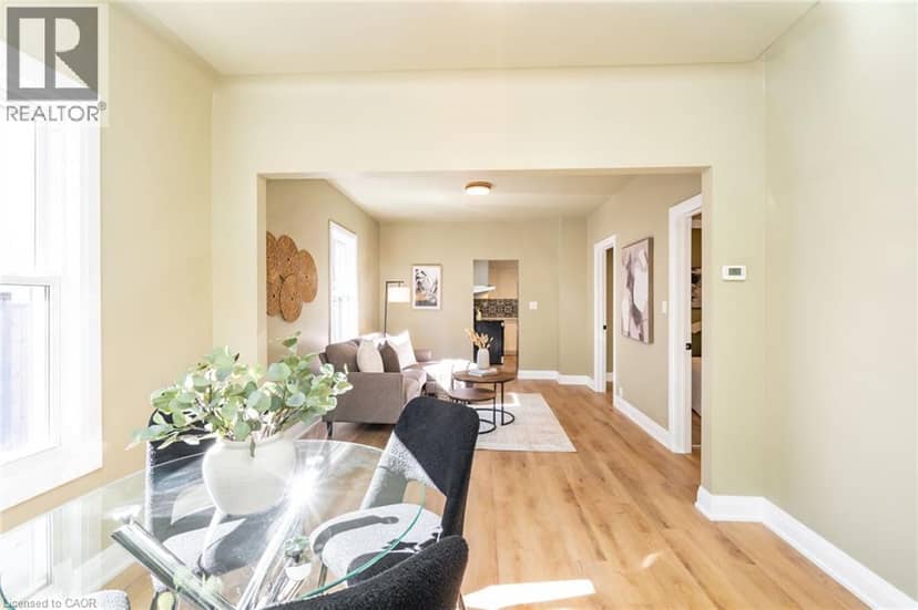 69 YORK Street — photo 9 of 31