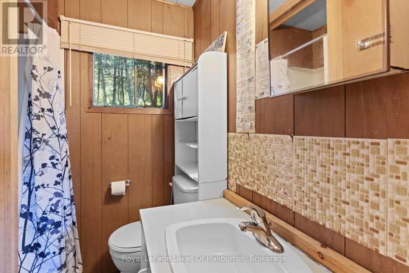 1081 Hadley Lane — photo 33 of 40
