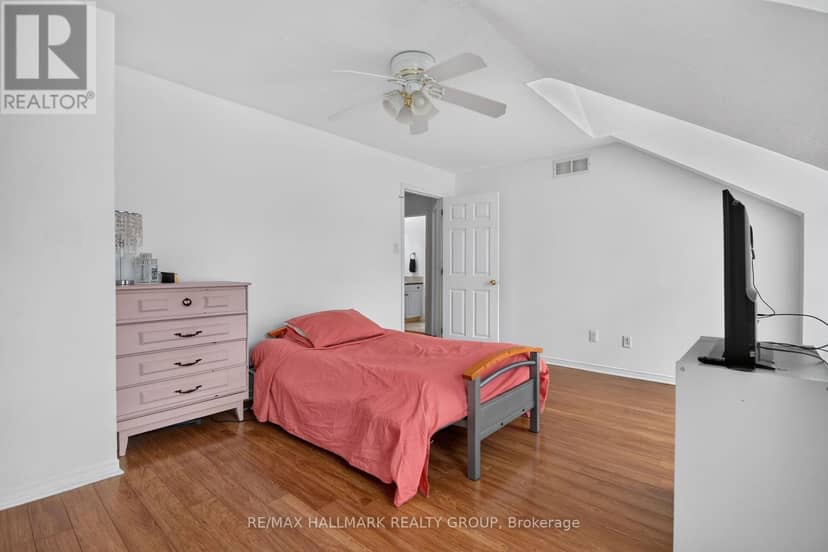 222 Deercroft Avenue — photo 25 of 40