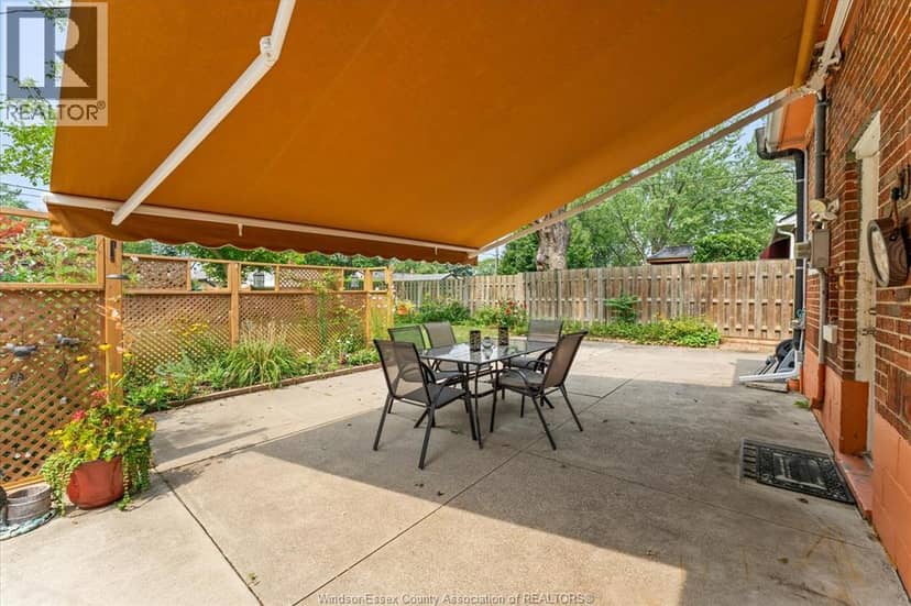 3163 Curry AVENUE — photo 29 of 33