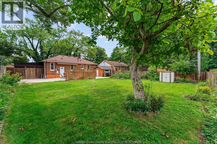 3163 Curry AVENUE — photo 31 of 33