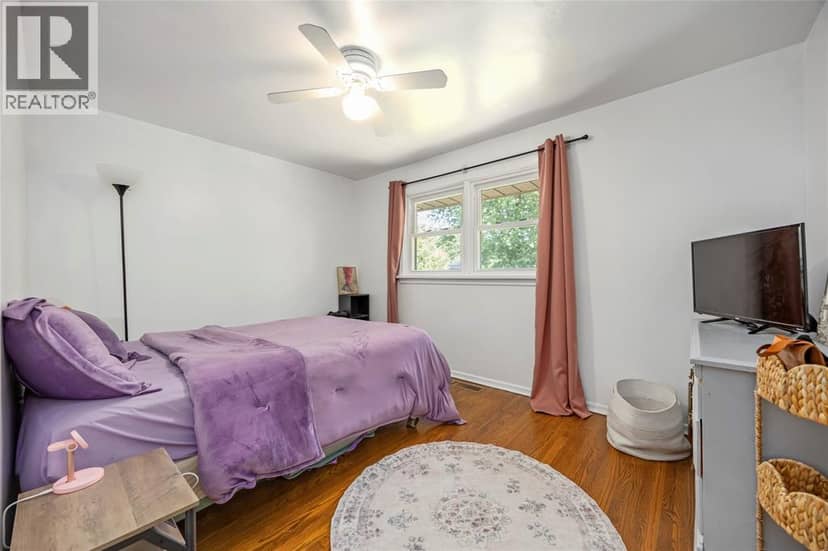 684 Kember Avenue — photo 15 of 28