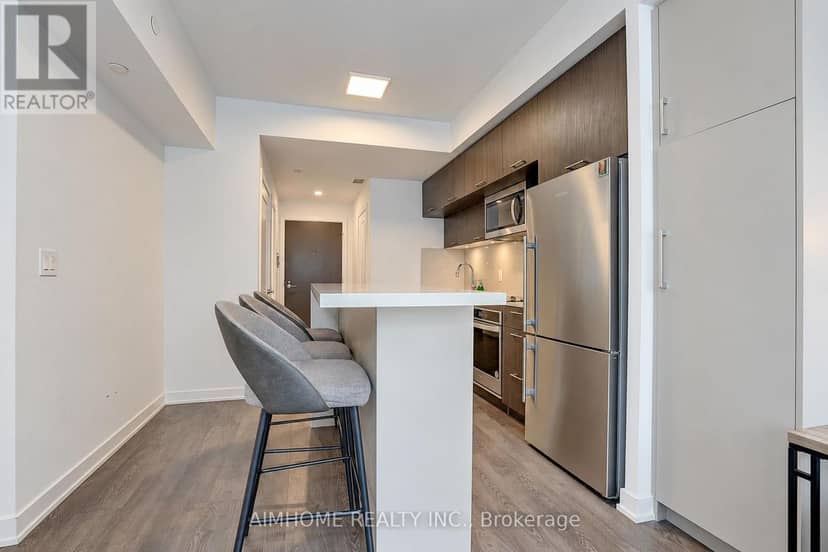 310 - 50 McCaul Street — photo 17 of 40
