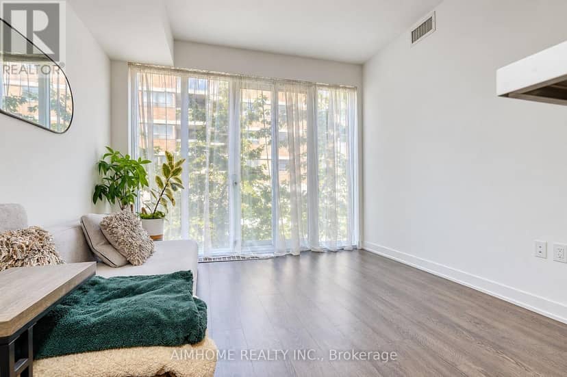 310 - 50 McCaul Street — photo 23 of 40