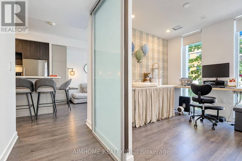 310 - 50 McCaul Street — photo 34 of 40