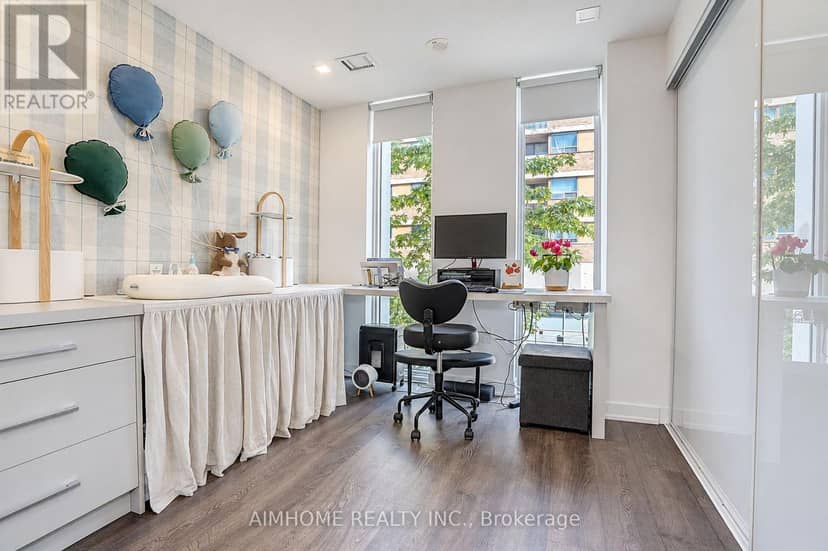 310 - 50 McCaul Street — photo 35 of 40