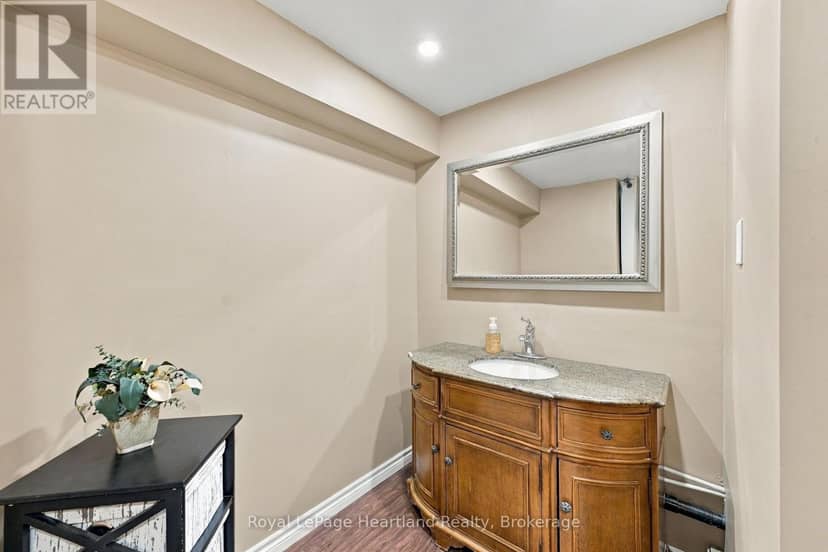 17 McCrea Street — photo 28 of 40