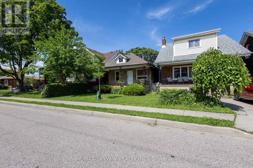1160 Elm Avenue — photo 4 of 28