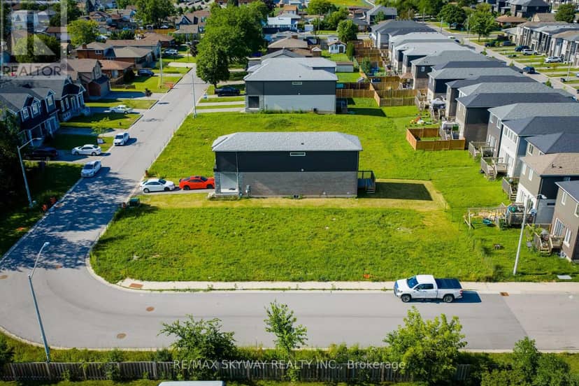 215 Iva Street — photo 11 of 15