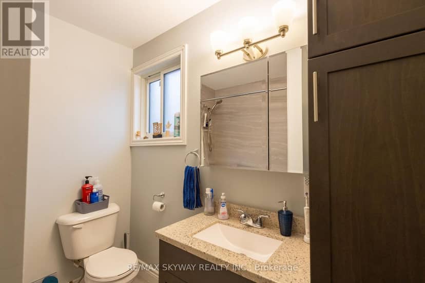 1160 Elm Avenue — photo 14 of 28