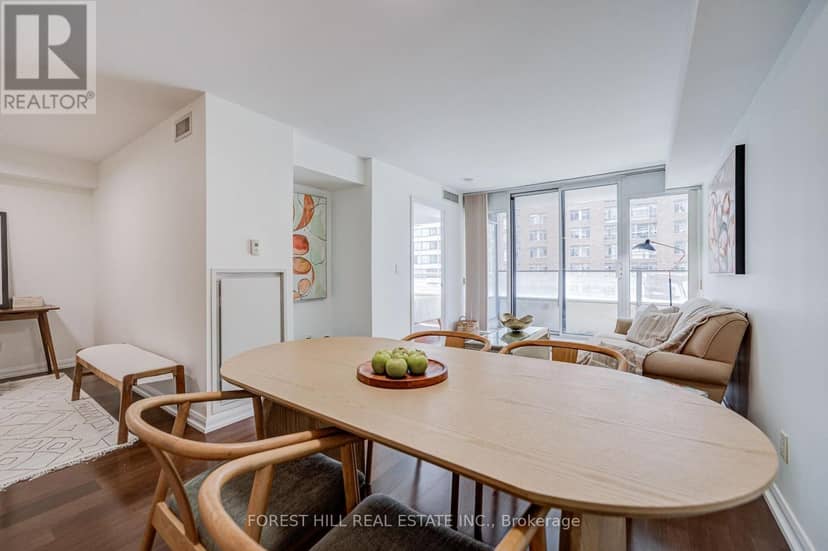 917 - 111 Elizabeth Street — photo 6 of 35
