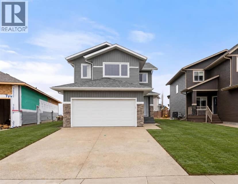 7503 38A Avenue, Camrose