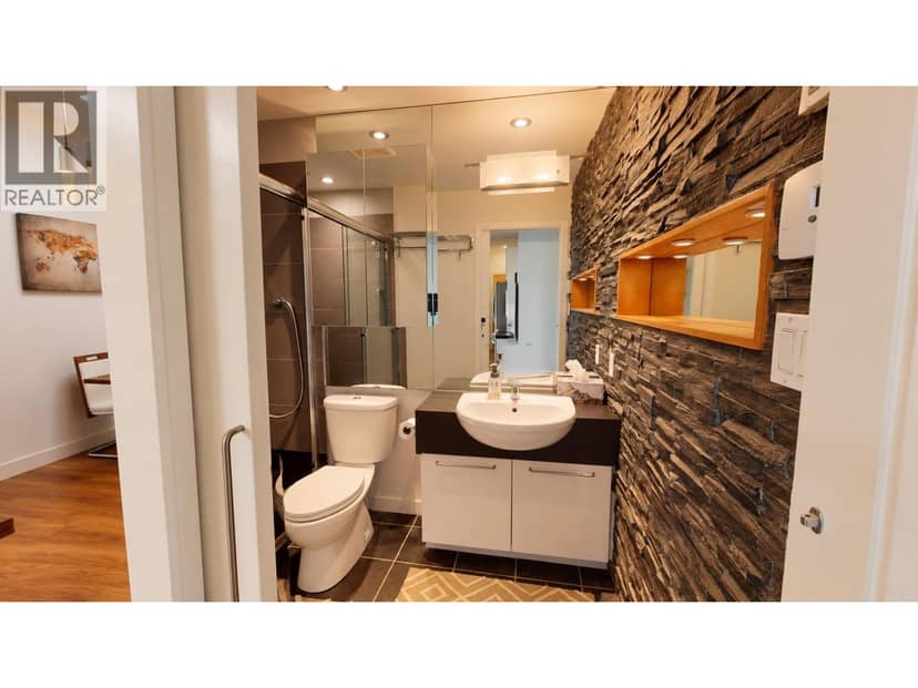 505 828 CARDERO STREET, Vancouver, photo 8