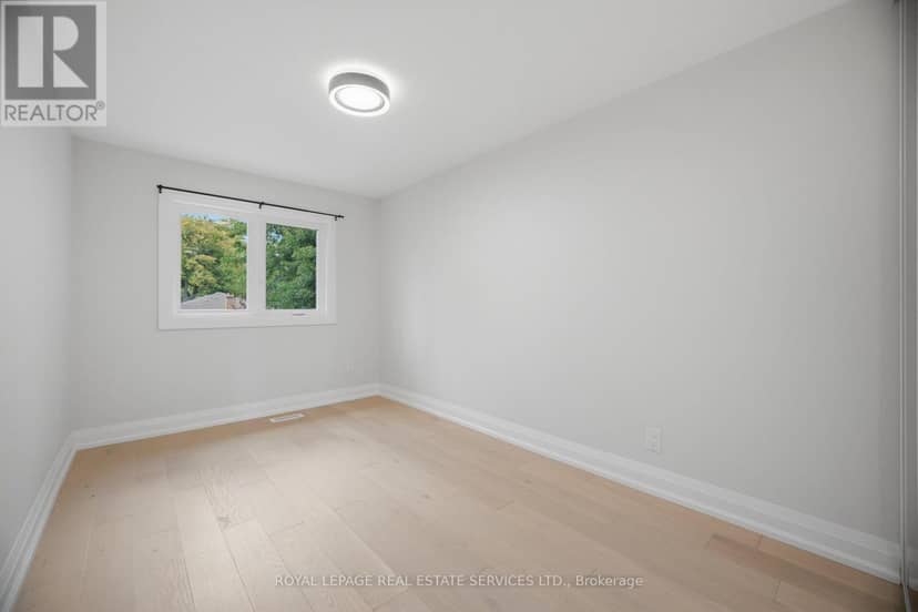 17 - 2411 Sovereign Street — photo 19 of 29