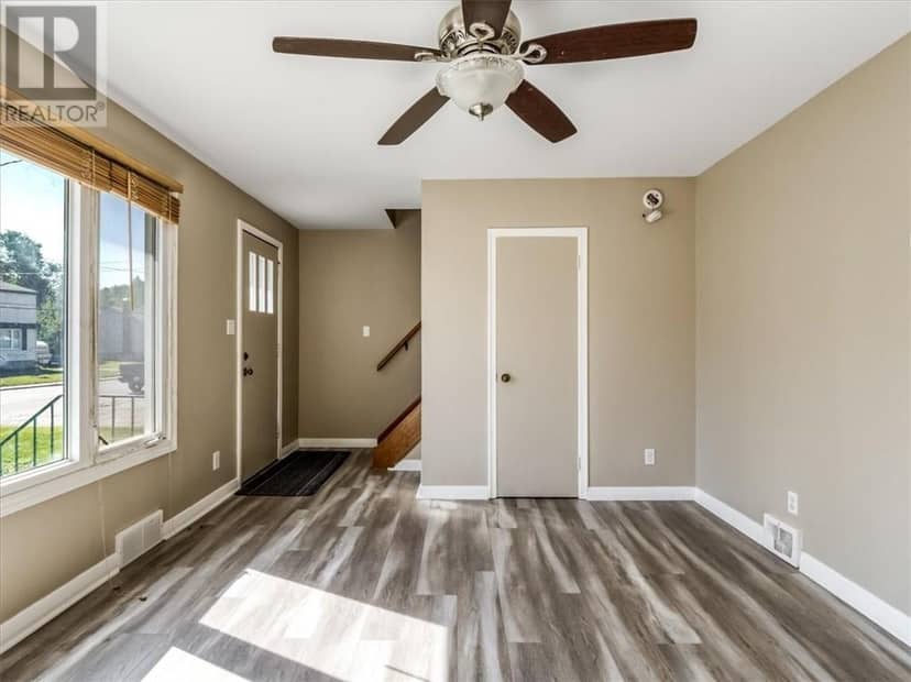 35-35A Fir Street — photo 15 of 40