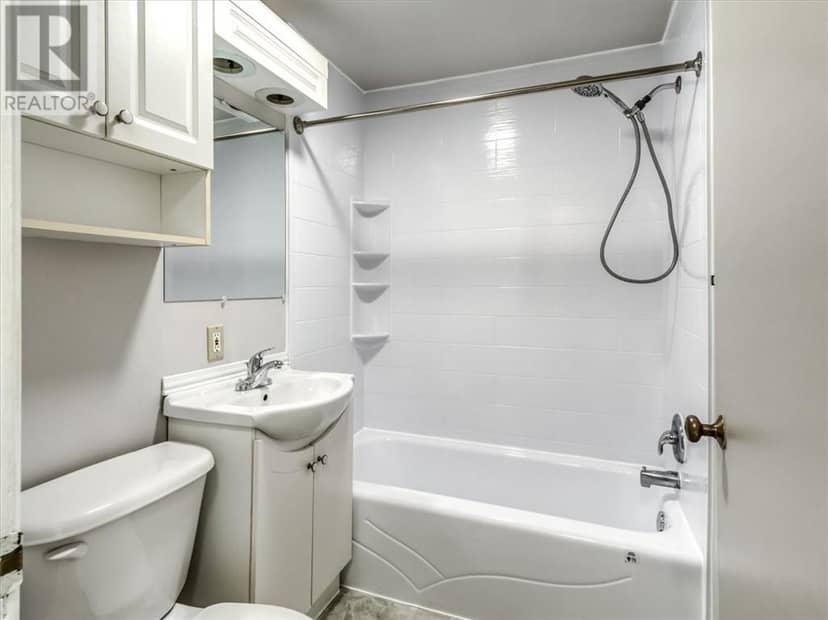 35-35A Fir Street — photo 34 of 40