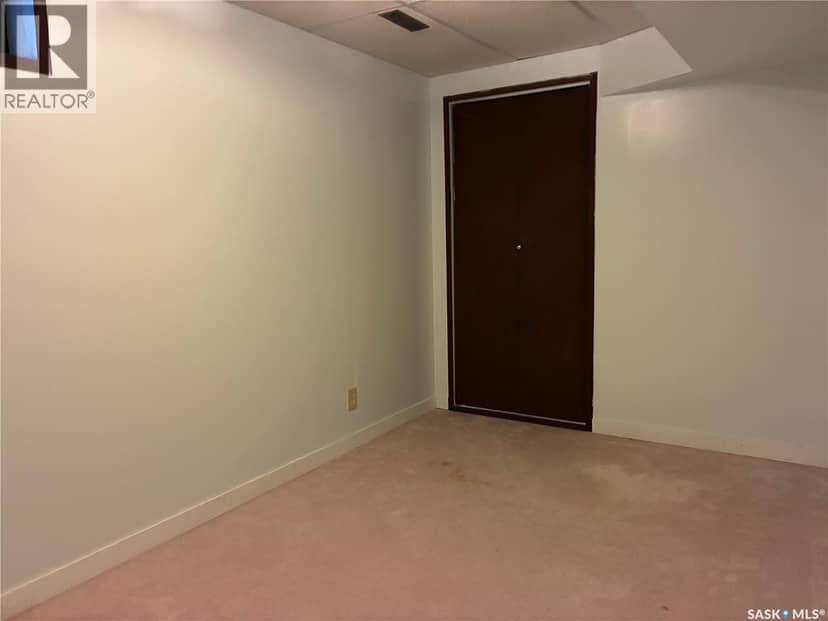 1055 Cameron STREET — photo 17 of 27