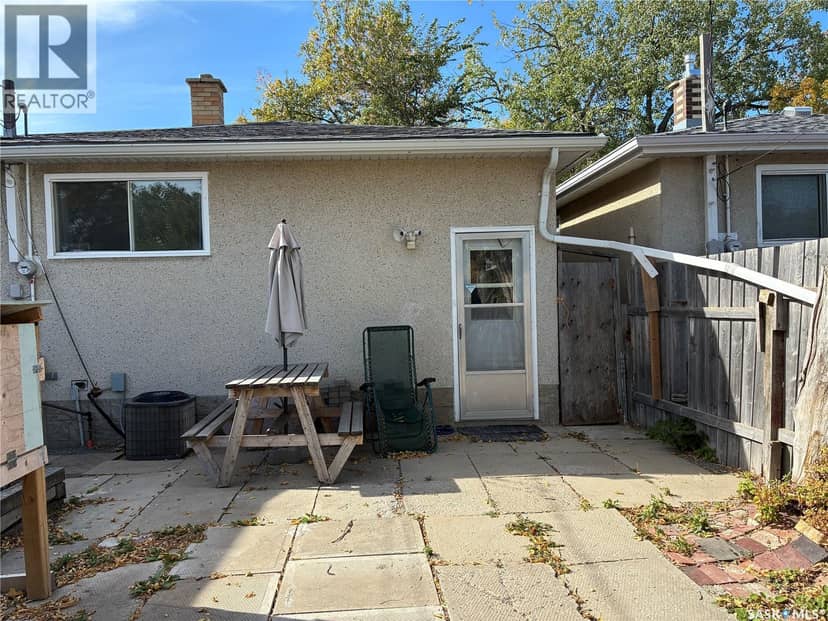 1055 Cameron STREET — photo 22 of 27