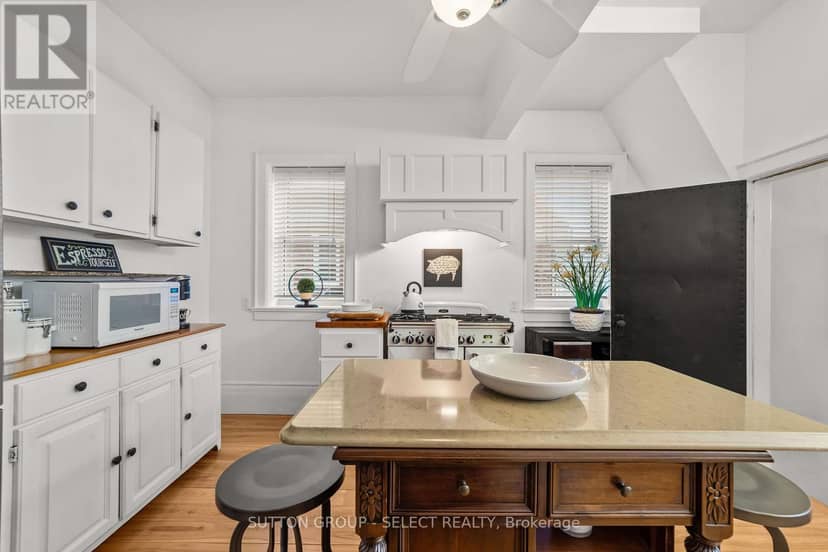 65 Bruce Street — photo 19 of 40