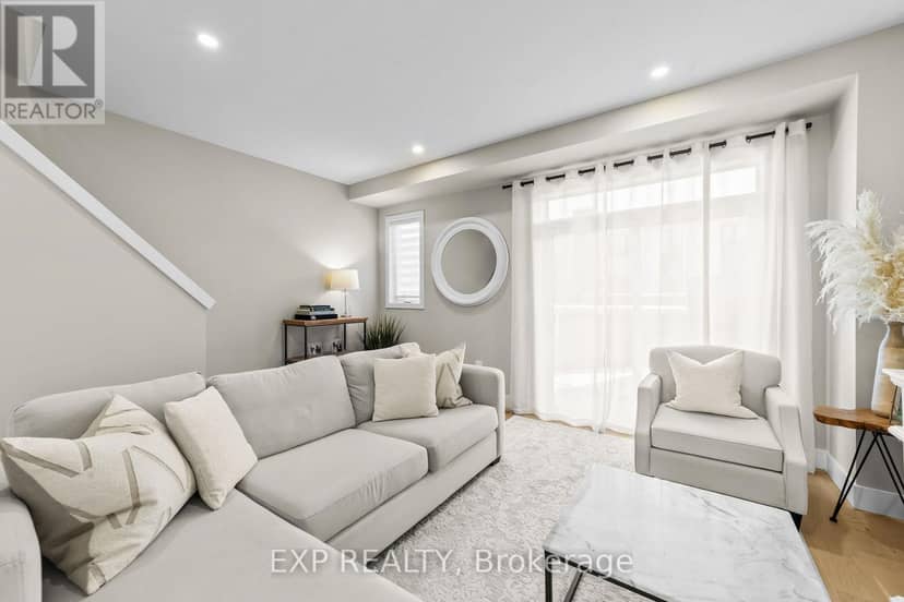 39 - 177 Edgevalley Road — photo 15 of 40