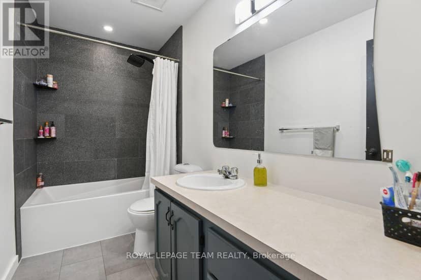 321 Mona Avenue — photo 15 of 32