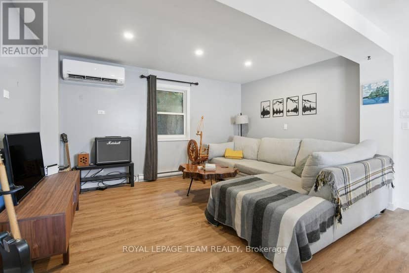 321 Mona Avenue — photo 9 of 32