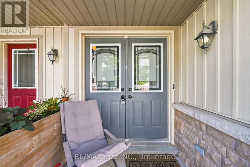 15 Farmstead Drive — photo 3 of 37
