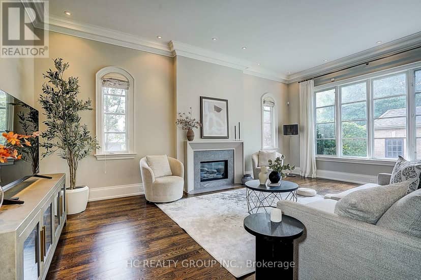 119 Strathallan Boulevard — photo 23 of 40