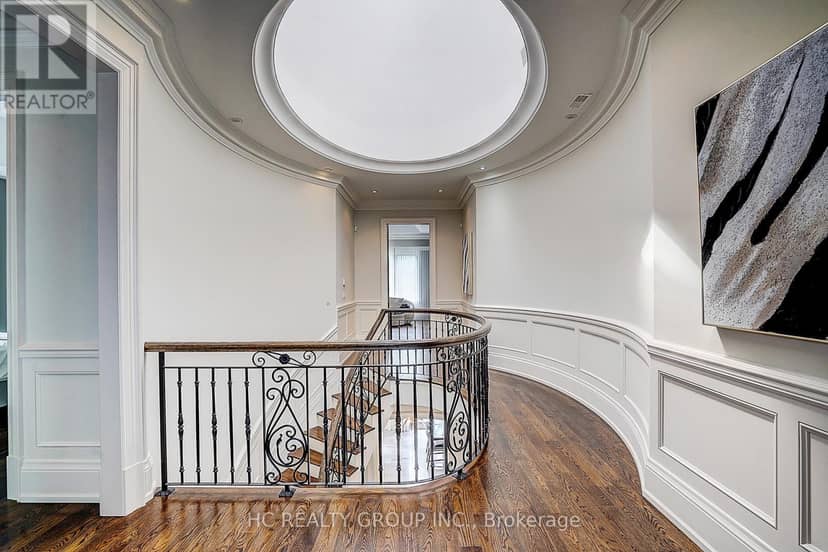 119 Strathallan Boulevard — photo 25 of 40