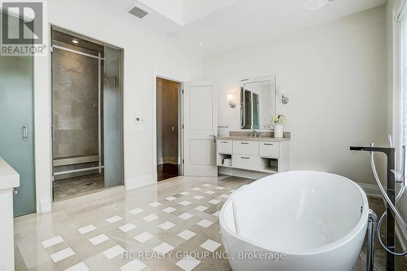 119 Strathallan Boulevard — photo 31 of 40