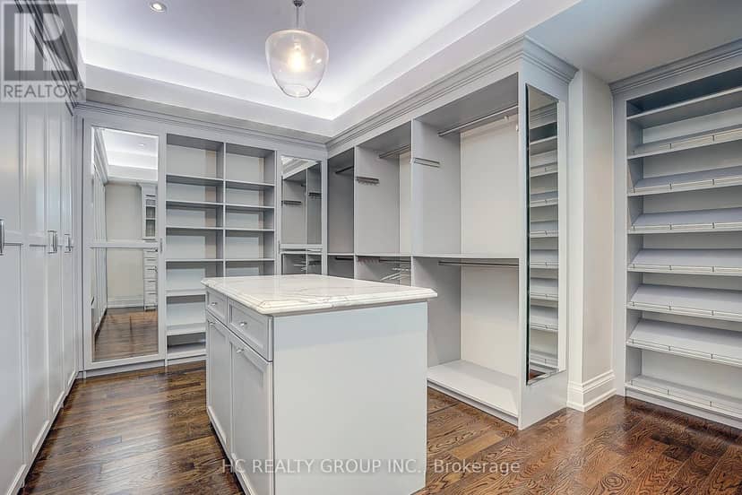 119 Strathallan Boulevard — photo 32 of 40